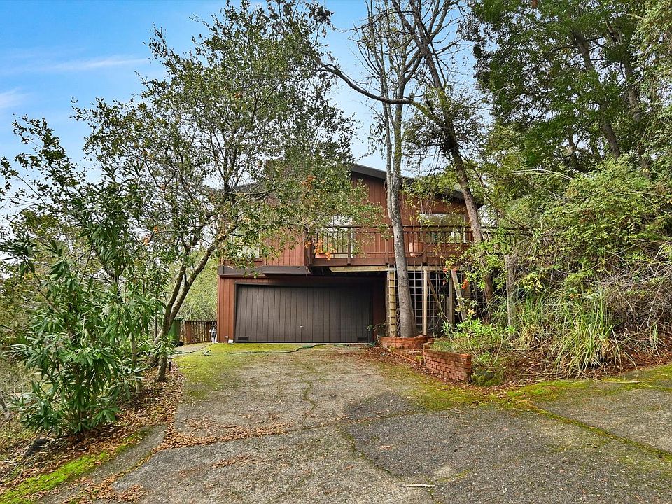1st image of 38 Dutch Valley Lane