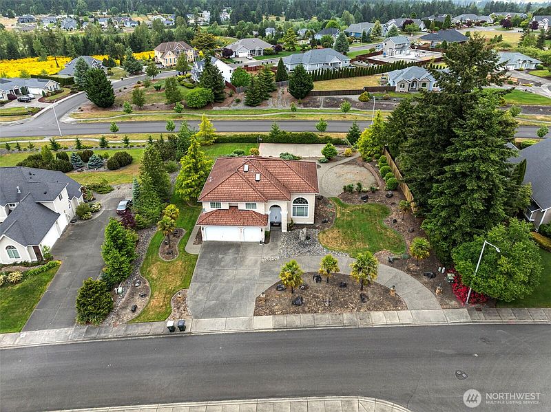 4th image of 2131 Huntington Loop SE