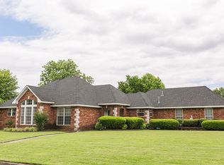 2317 Brookhaven Dr, Alma, AR 72921