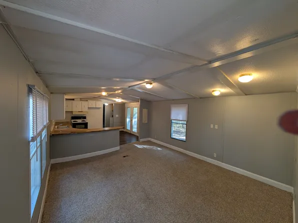 143 Ransdell Ln, Louisburg, NC 27549