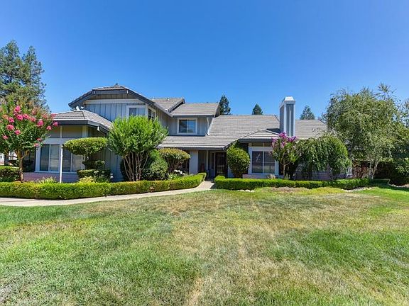 2nd image of 8301 Dressage Way