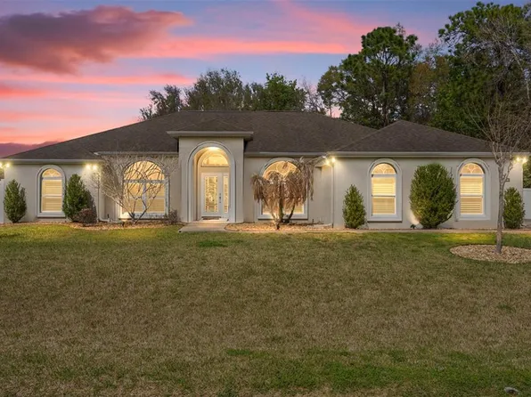 8353 SE 162nd St, Summerfield, FL 34491