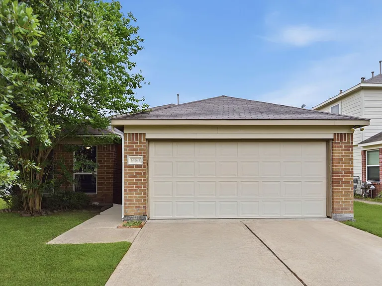 16763 N Blue Jay Dr — Photo 2