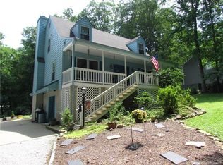 506 Red Cedar Dr, Manakin Sabot, VA 23103