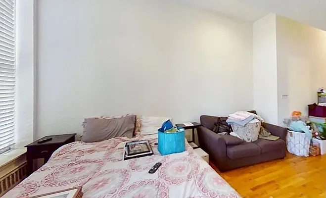 Rented by City Stop Realty | media 3