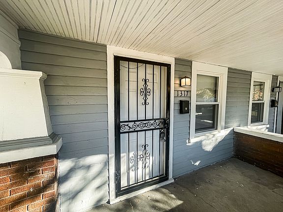 2nd image of 1315-1317 N Gale St
