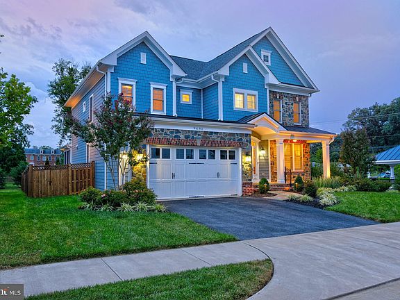 3rd image of 9691 Parkland Meadow Ln