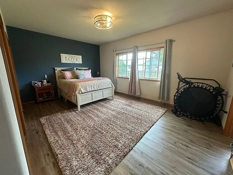 703 W Del Ray Dr — Photo 20