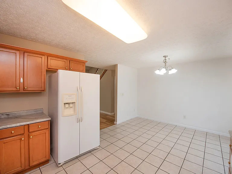 1940 Ellison Dr — Photo 12