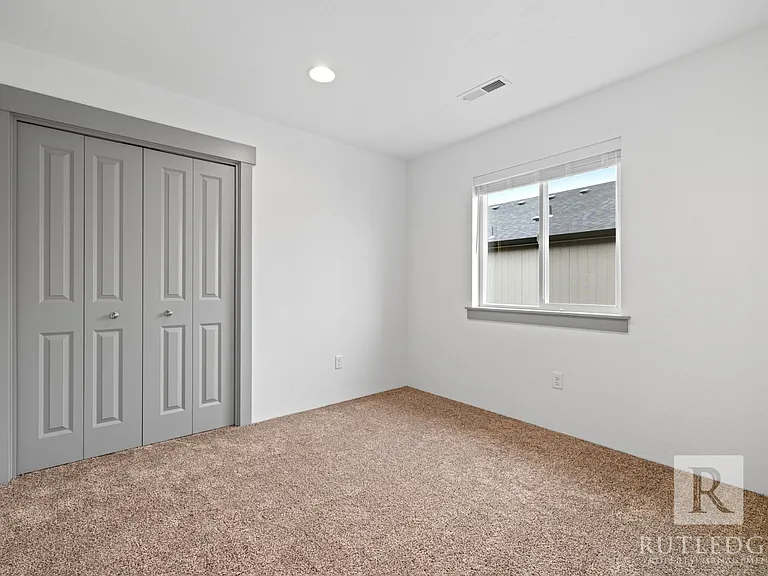347 Lozier Ln — Photo 15