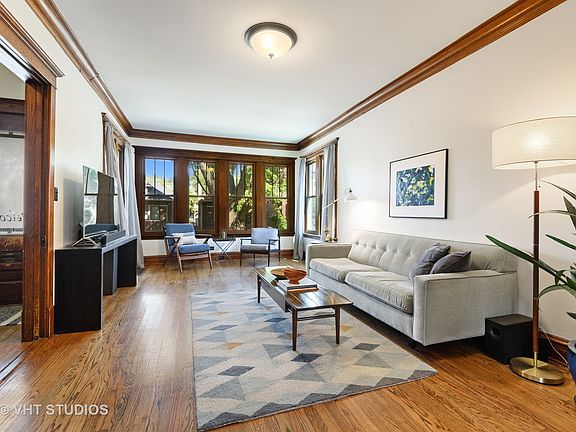 3rd image of 4514 N Kimball Ave