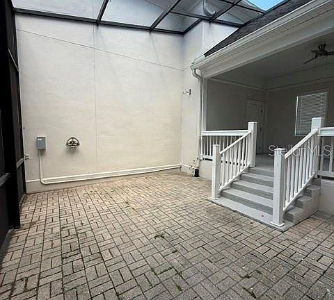 3rd image of 912 Waterside Dr