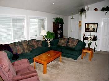 5th image of 3210 Village Green St