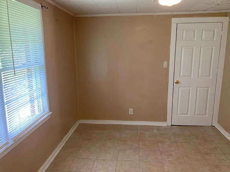 1631 Rice Rd — Photo 12