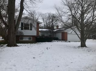 720 Timber Hill Rd, Deerfield, IL 60015