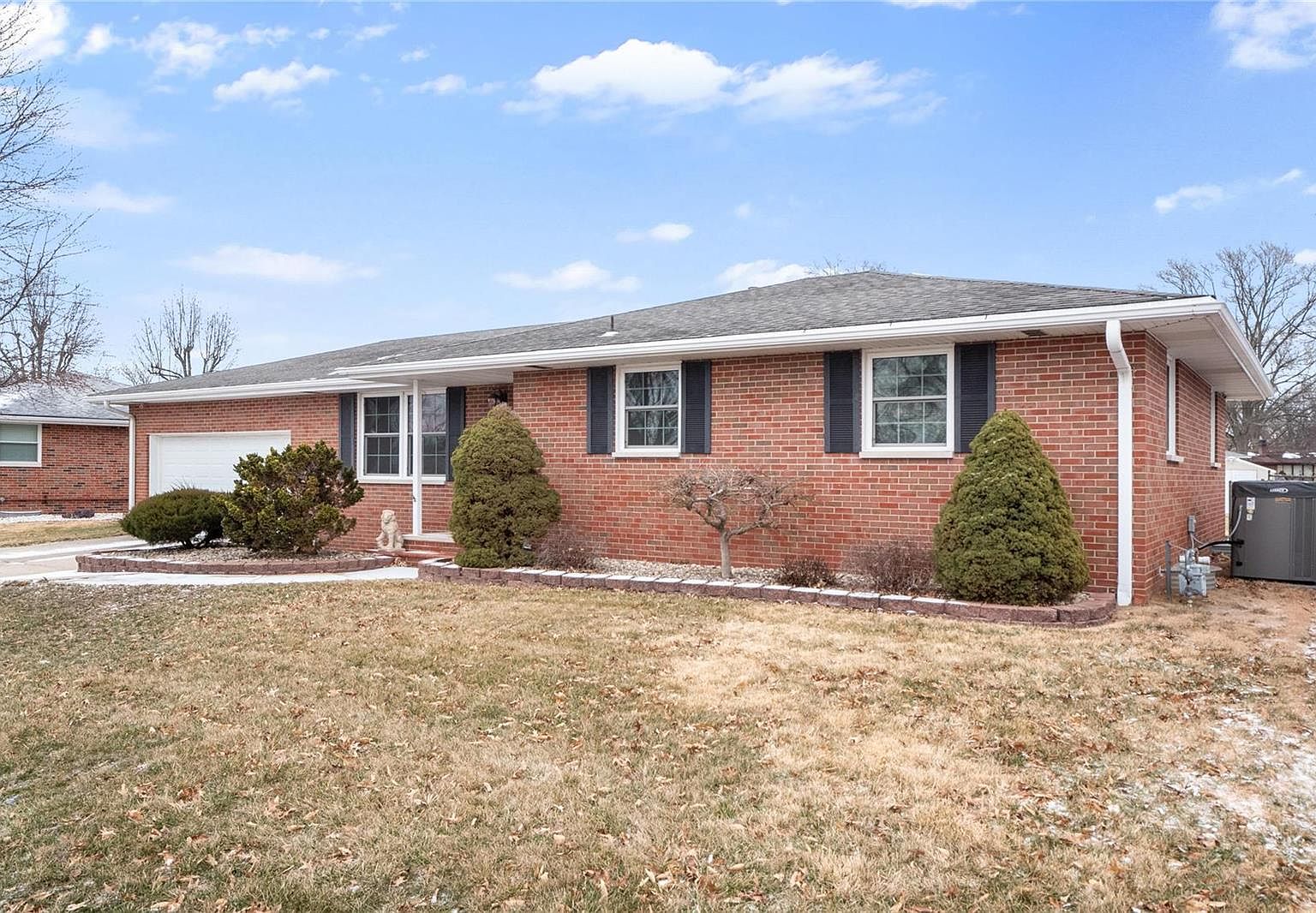 5207 Jerome Dr, Godfrey, IL 62035 Zillow