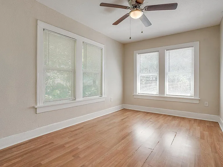 1016 E Arlington Ave #C — Photo 14