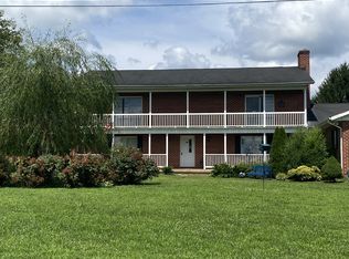 204 N Red Hill Rd #25, Martinsburg, WV 25401