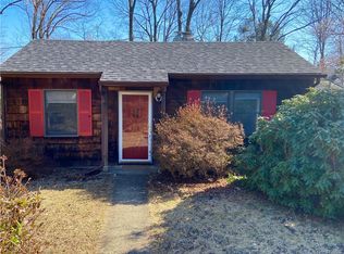 69 Williams Rd, Chestnut Ridge, NY 10977