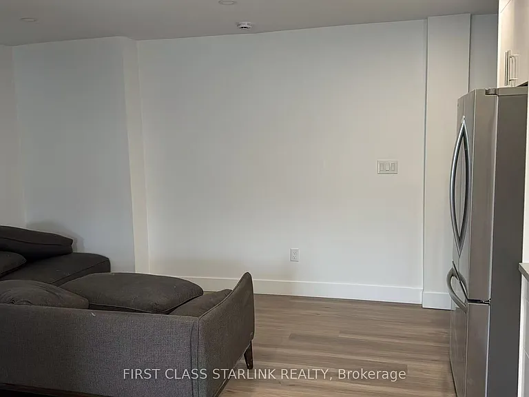 368 Broadview Ave #2 — Photo 13