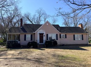 203 E Dixie Hwy, Rutledge, GA 30663