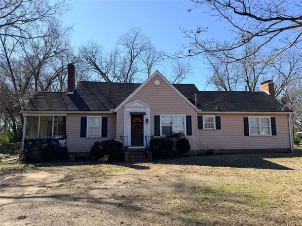 203 E Dixie Hwy, Rutledge, GA 30663