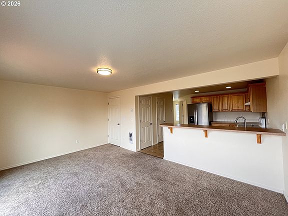 3rd image of 5701 NE 135th Ave