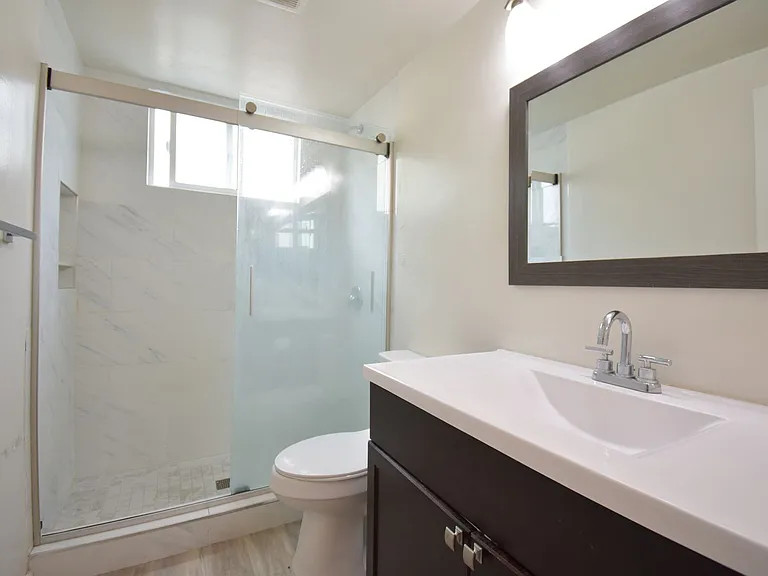10920 National Blvd — Photo 15