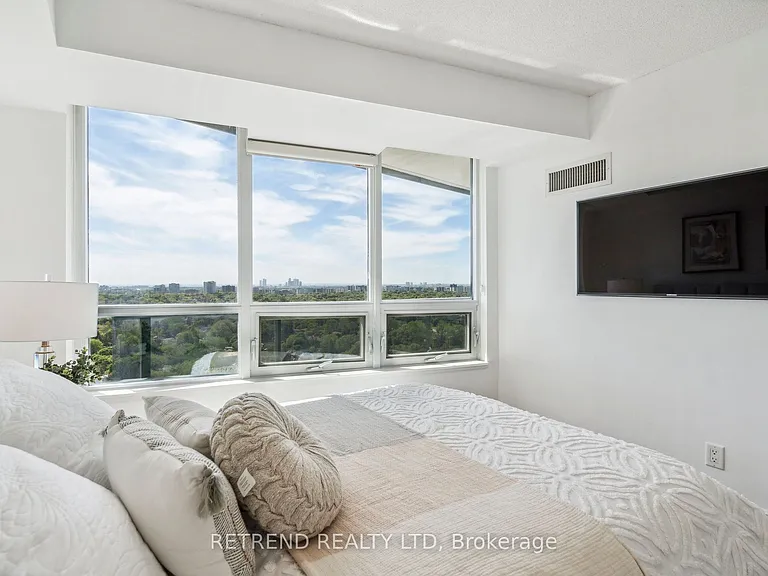15 Greenview Ave #2111 — Photo 16