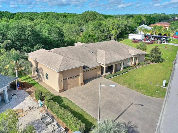 608 Meandering Way, Polk City, FL 33868