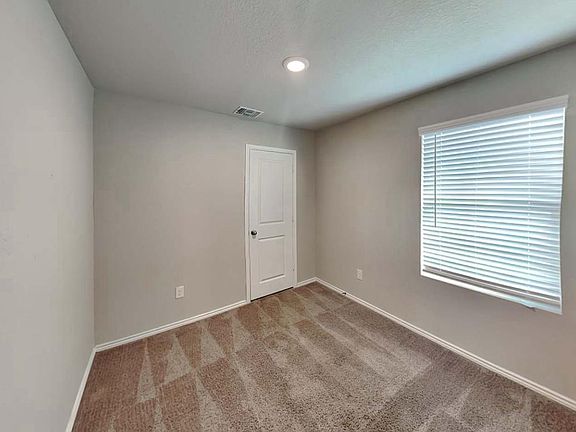 2nd image of 5502 Verdugos Pl