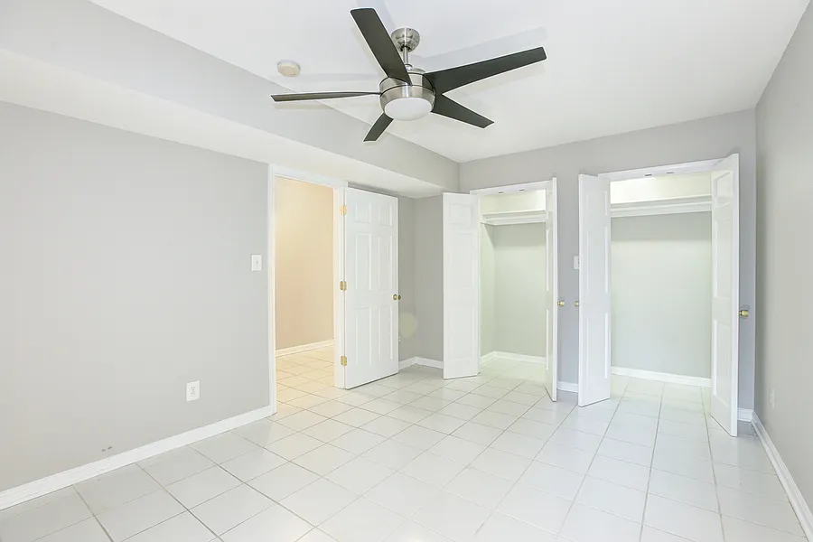 Bright & Beautiful Shaw English Basement! Solar Powered - All Utilities Included! — Photo 4