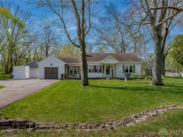 4520 Northern Cir, Dayton, OH 45424