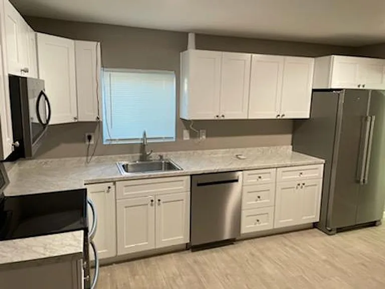 3216 W Madison St #1 — Photo 5
