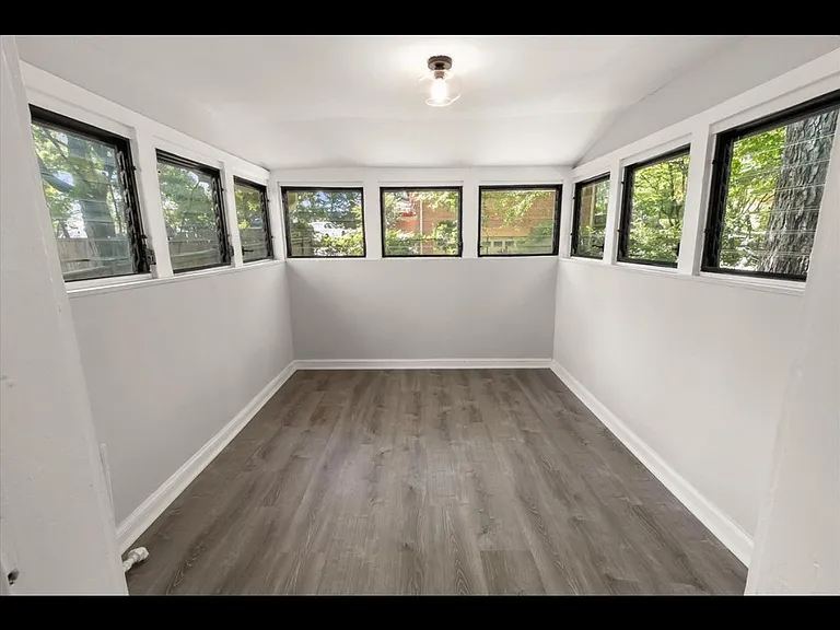 1405 Newton St NE — Photo 6