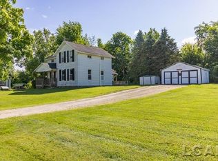 4126 N Hawkins Hwy, Manitou Beach, MI 49253