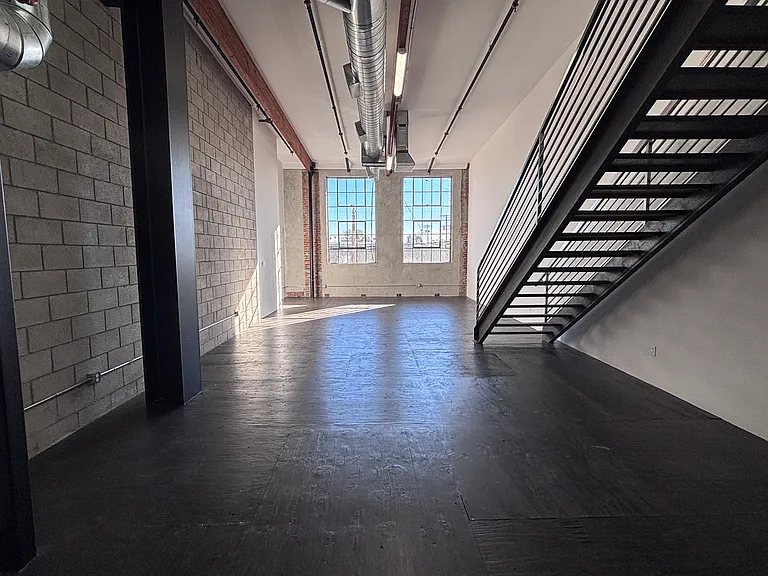 4020 Avalon Blvd #210 — Photo 14