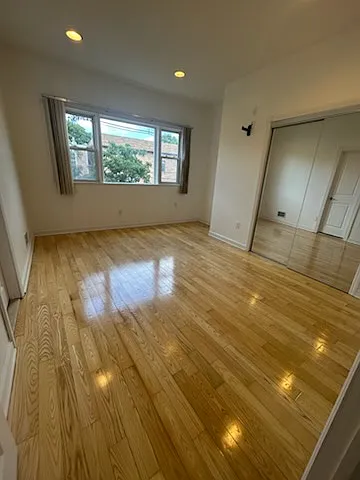 Master Bedroom with Jack-n-Jill Bathroom (Bedroom 1)