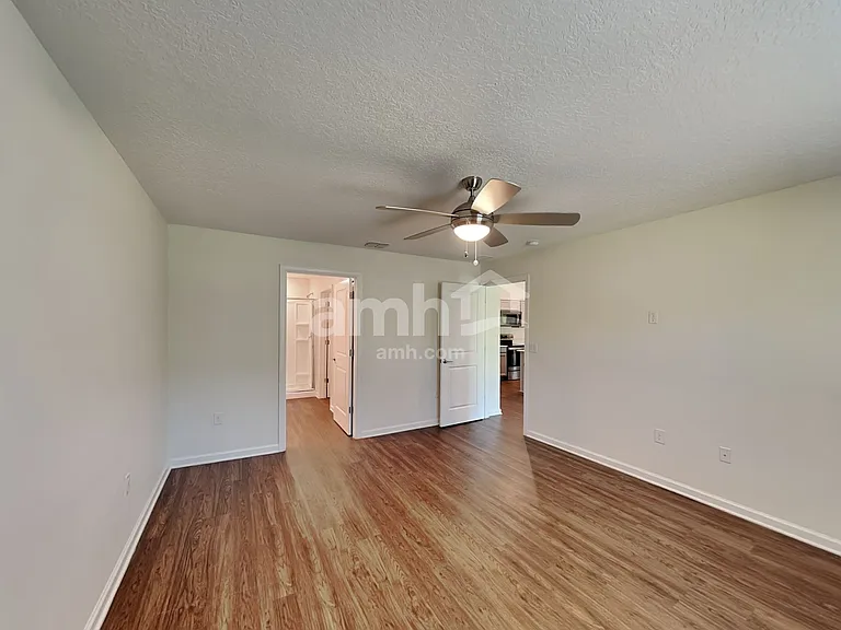 4353 Seven Canyons Dr — Photo 7