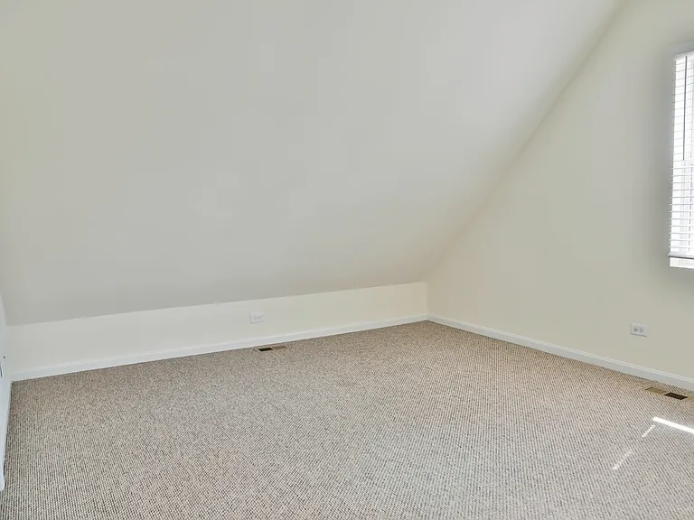 2438 N Ashland Ave #2R — Photo 10