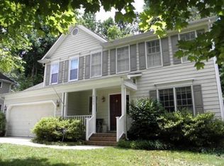 6405 Ivystone Dr, Jamestown, NC 27282