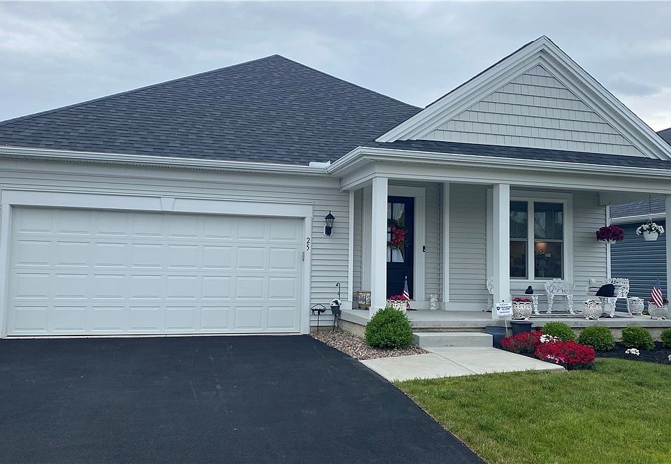 1st image of 25 Saybrook Dr