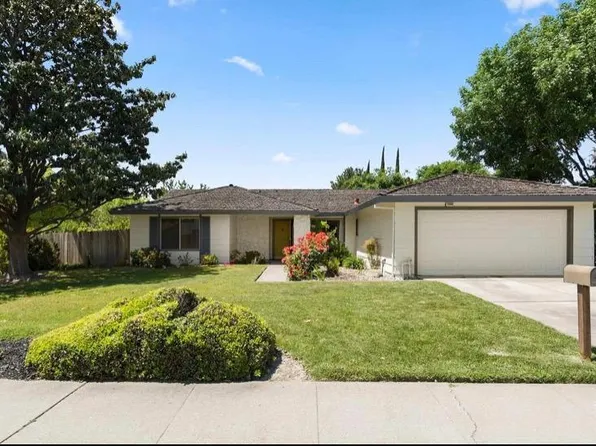 7080 Greenhaven Dr, Sacramento, CA 95831