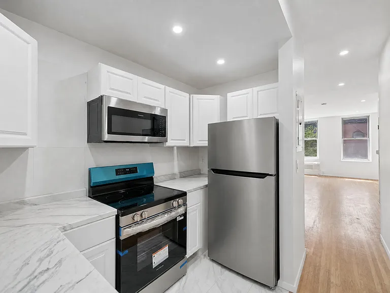 510 Observer Hwy #2W — Photo 7