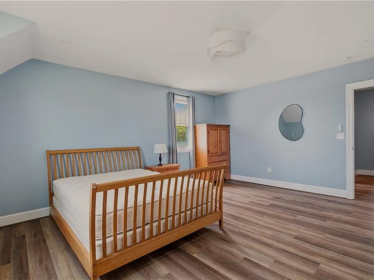 224 Oliphant Ln #B — Photo 17