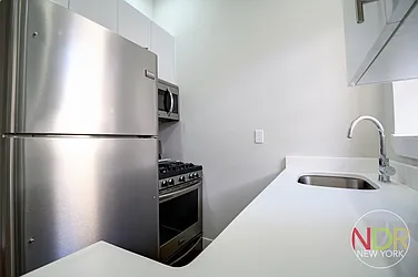 Rented by Next Door Realty NYC
