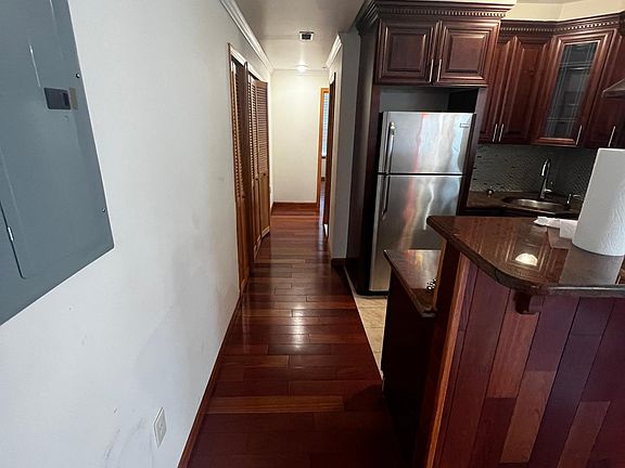 4th image of 556 N 11th St #2