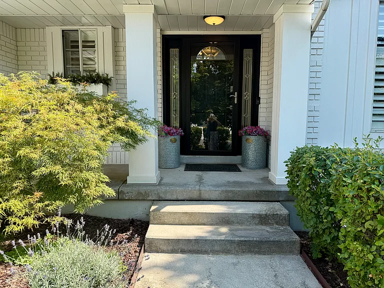 1458 E Snow Iris Cir — Photo 3