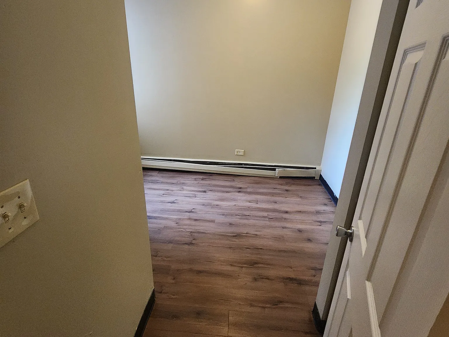 2 bed, 750 sqft, $1,100 — Photo 3