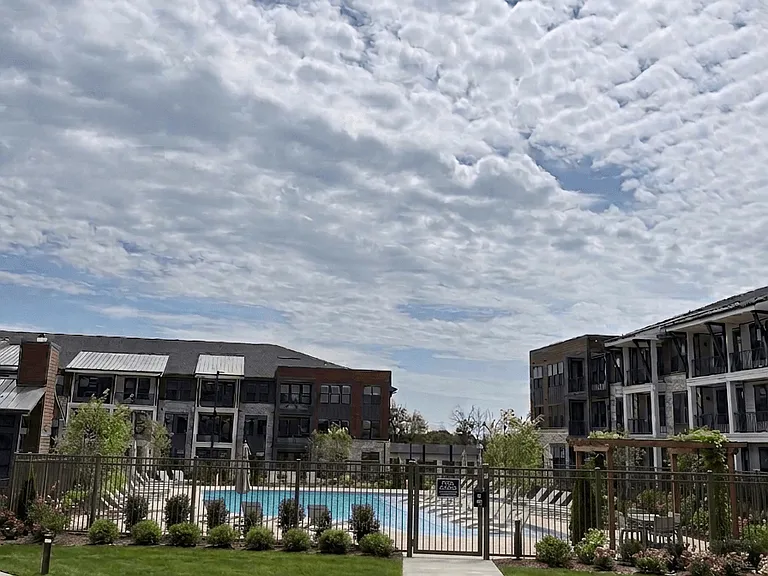 Alton Nexus — Photo 10